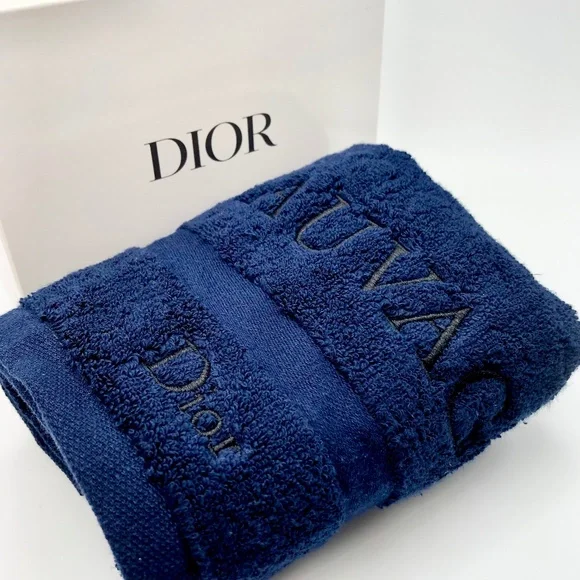 Dior bath towel shop